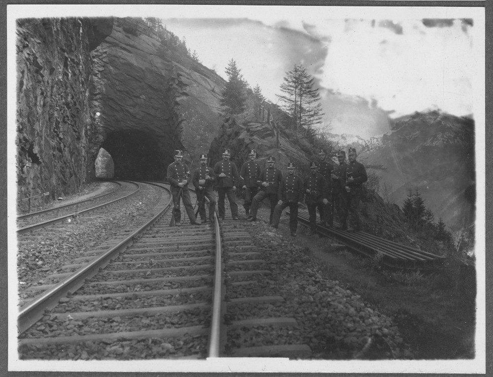 01 F 115 00006 023 Bewachung der Gotthardbahn im Ersten Weltkrieg UOP3